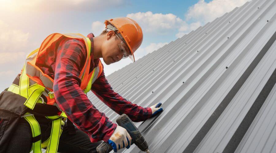 Owens Corning roofing contractor in Custer, MI